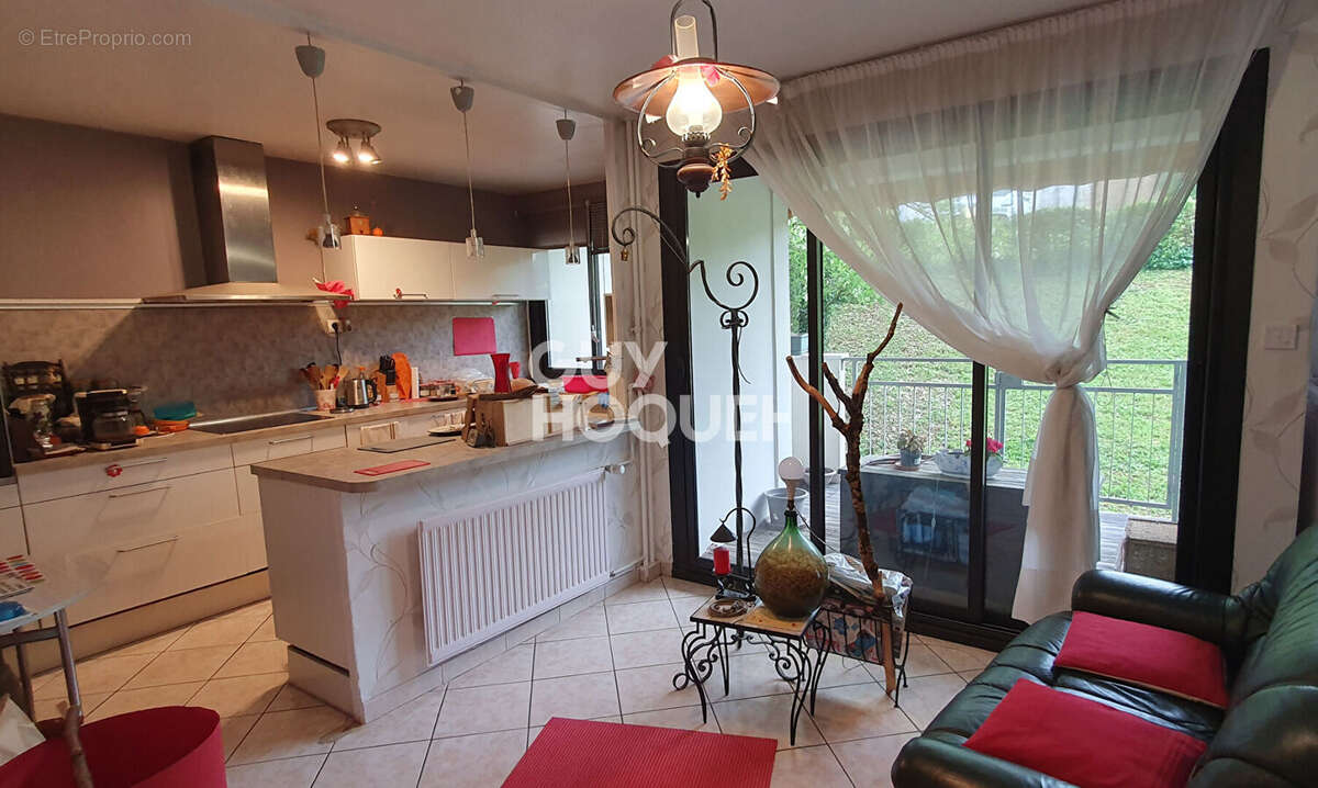 Appartement à OULLINS