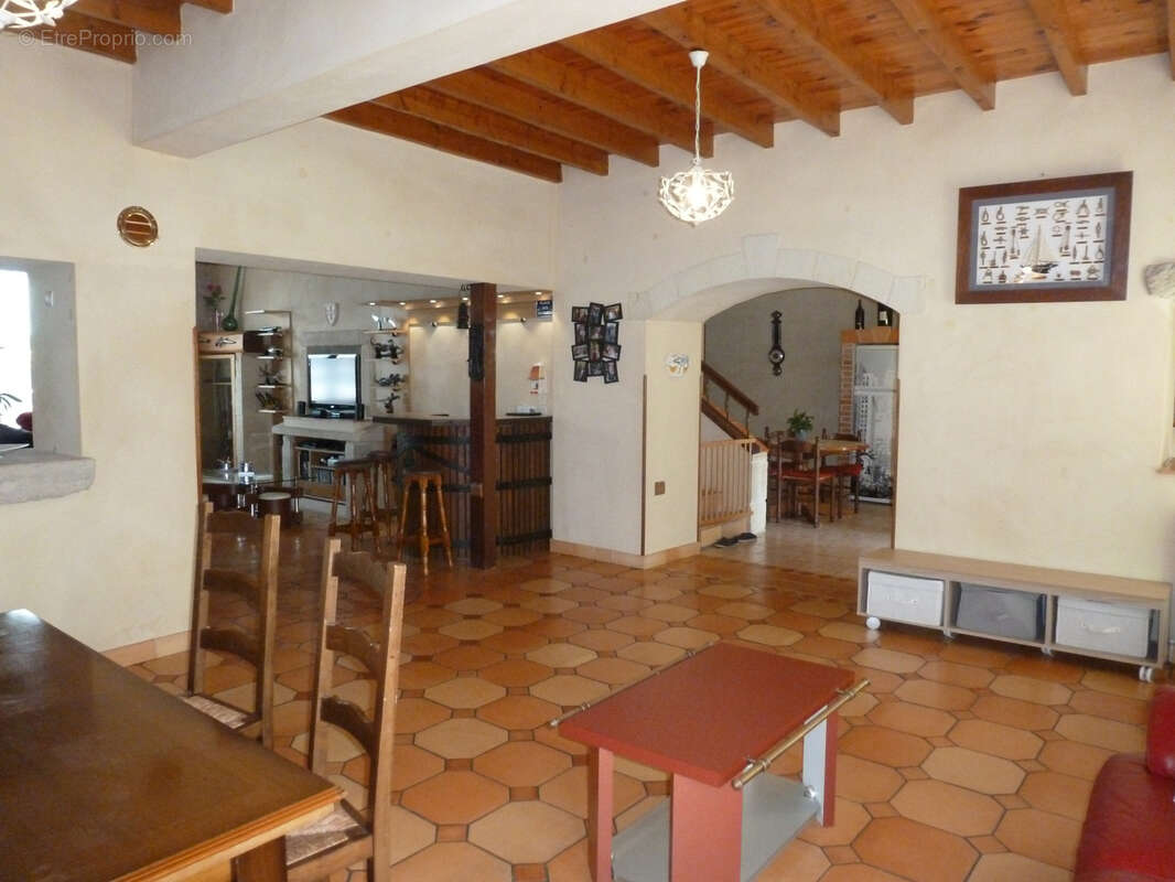 Maison à GIRONDE-SUR-DROPT