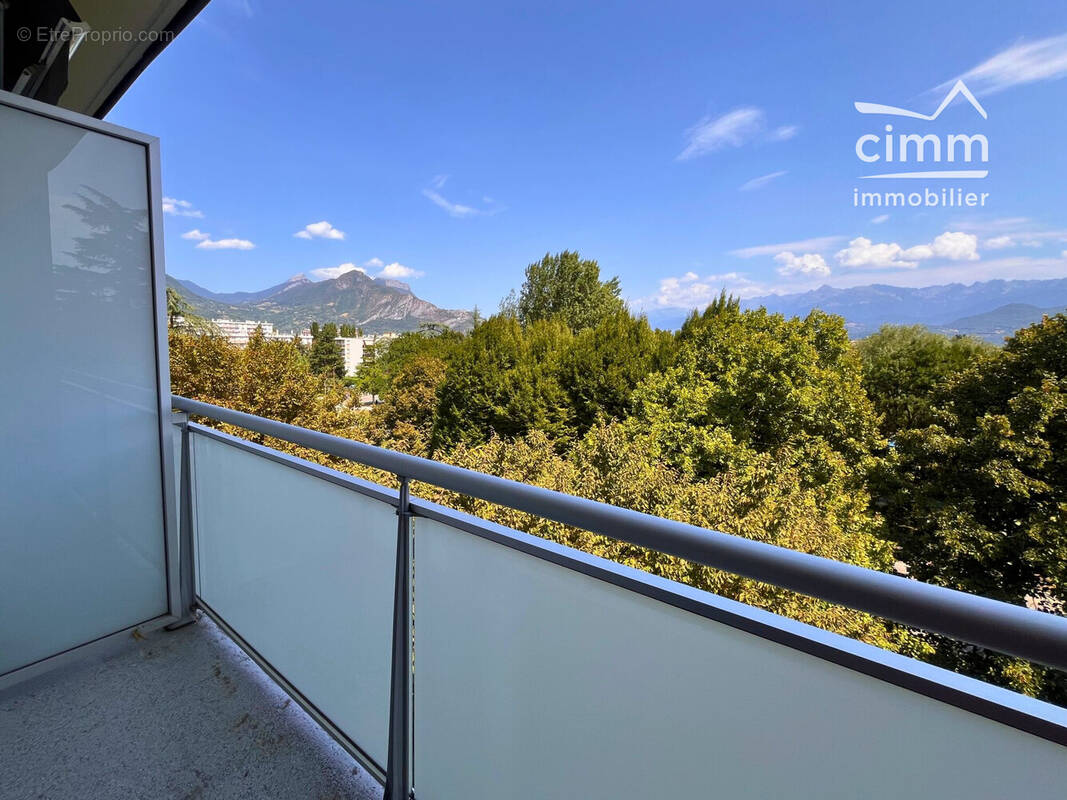 Appartement 66 m² à Seyssinet-Pariset  - photo 1