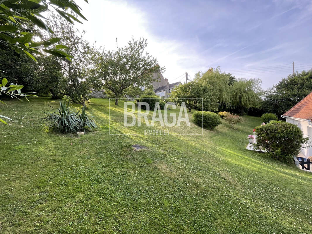 Pavillon individuel de 155m2 hab avec 3 chambres de plain pied garage jardin a vendre a outreau - photo 5