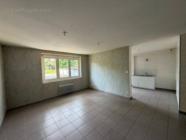 Appartement à ROCHE-LA-MOLIERE