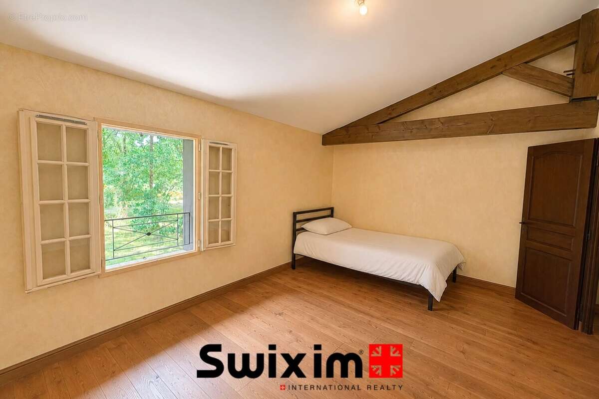 Maison 220 m² sur Sainte Hélène - 8 000 m² de terrain - photo 9