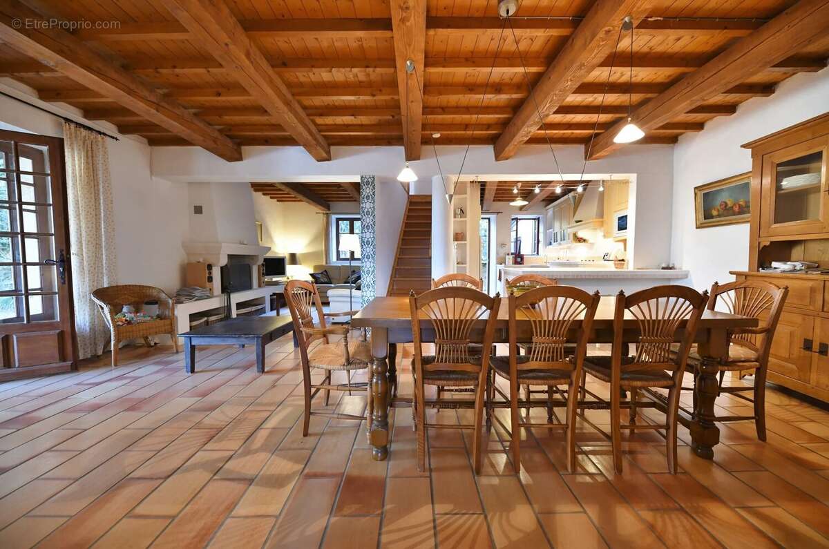 Maison à UZES