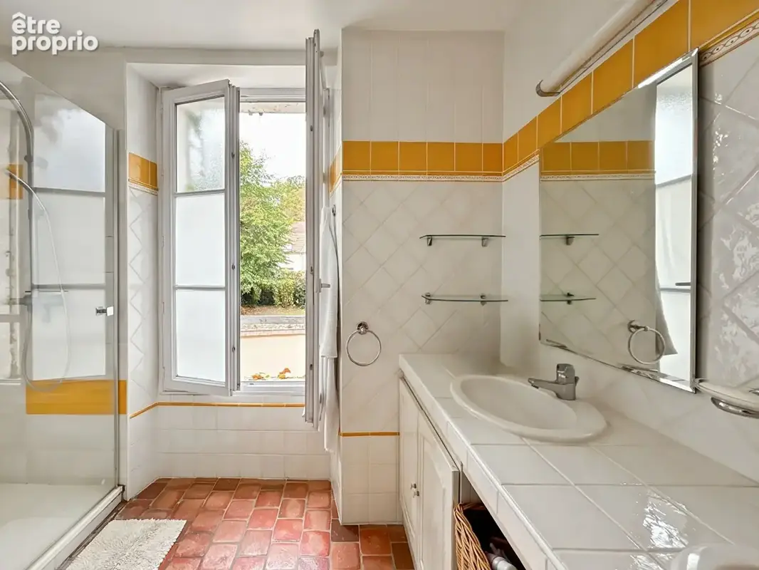 Maison d'exception  avec piscine et dependance - photo 11