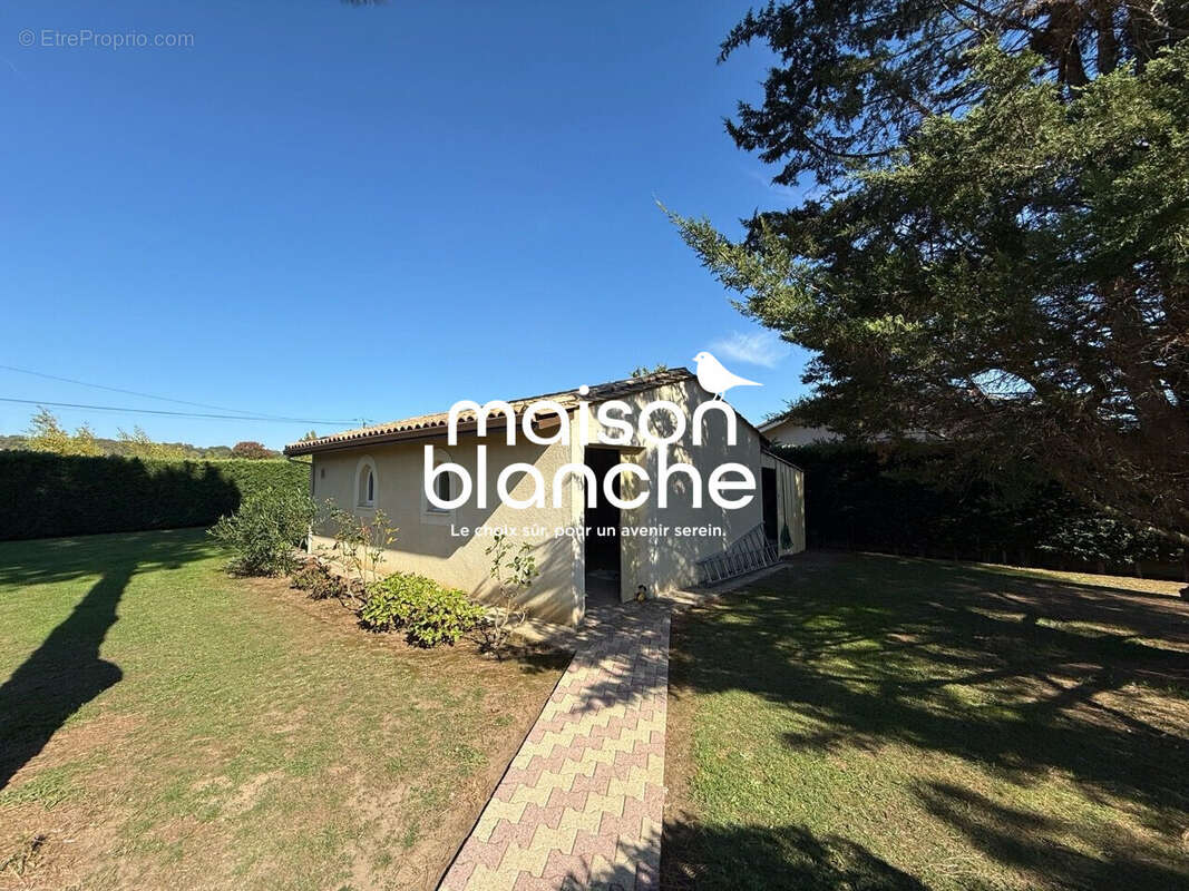 Maison à LAMOTHE-MONTRAVEL