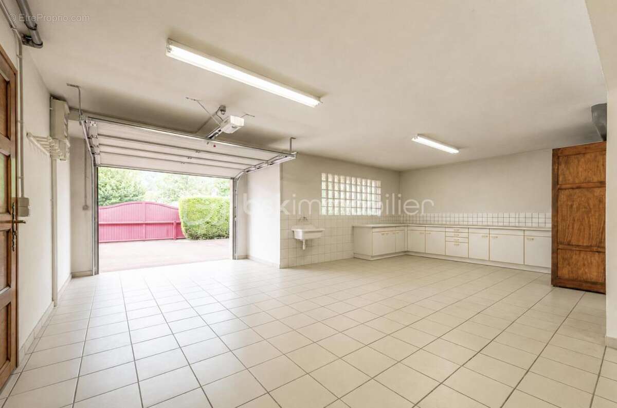 EXCLUSIVITE :  villa contemporaine 155 m2 + sous sol au calme et proche centre ville ALBERTVILLE - photo 19