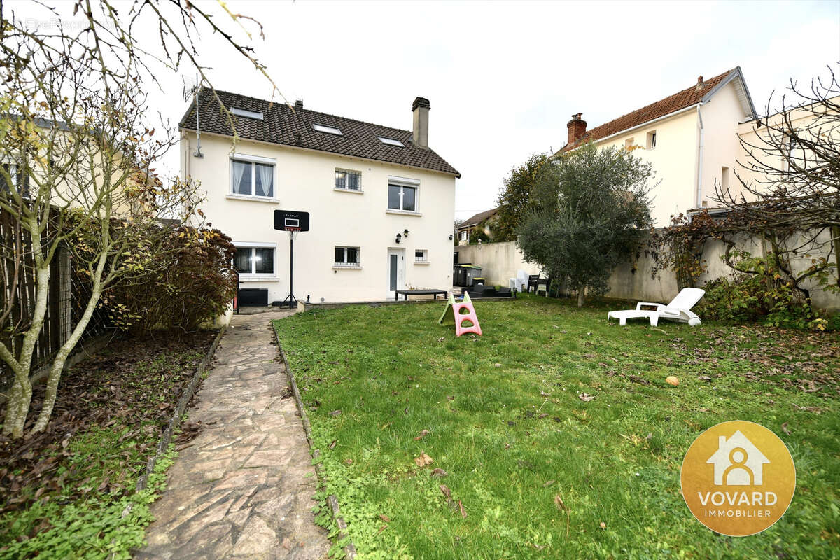 Maison à SAINT-BRICE-SOUS-FORET