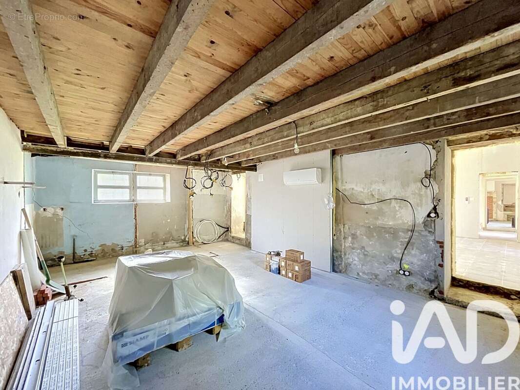 Maison 176 m² à Faymoreau  - photo 9