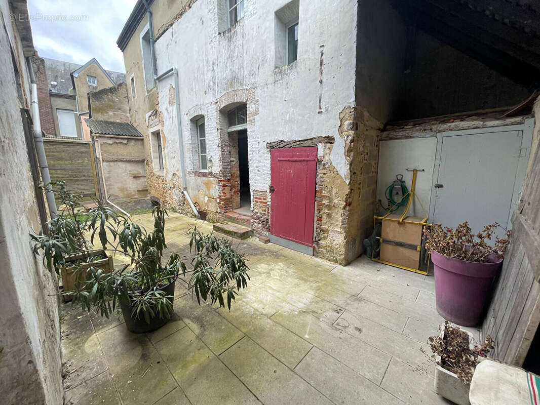Maison à VIBRAYE
