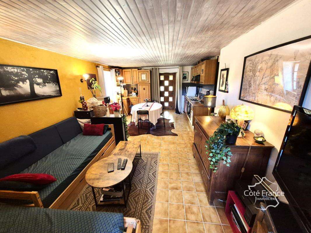 Maison de caractère de 65 m2 avec grande terrasse, nombreuse - photo 17