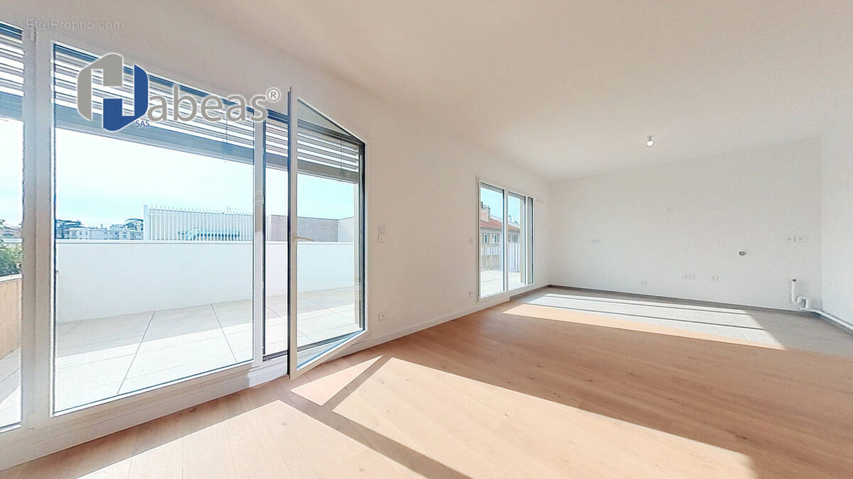 Appartement à LYON-3E