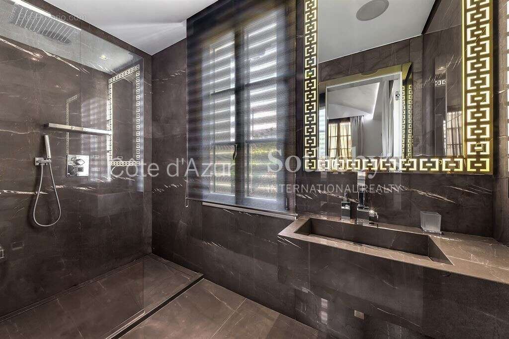 Maison à ROQUEBRUNE-CAP-MARTIN