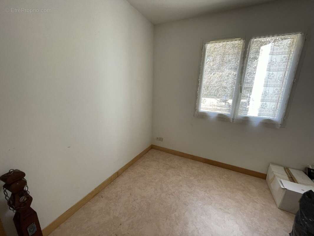Maison 106 m² à Saint-Julien-L'ars  - photo 8