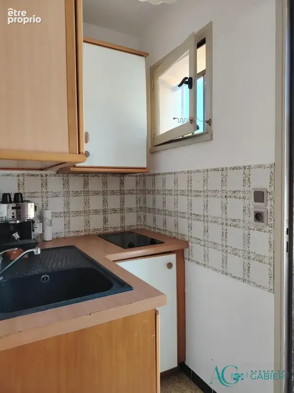 Appartement 35 m² à Hyeres  - photo 7
