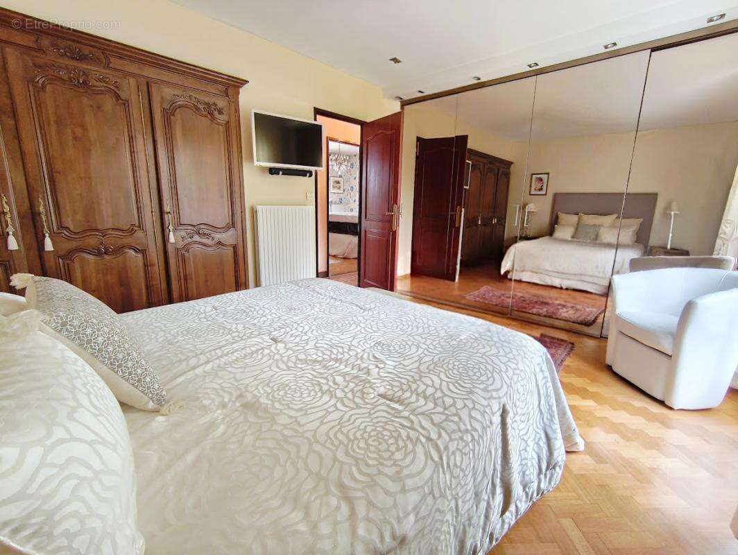 Maison à MONTMIRAIL