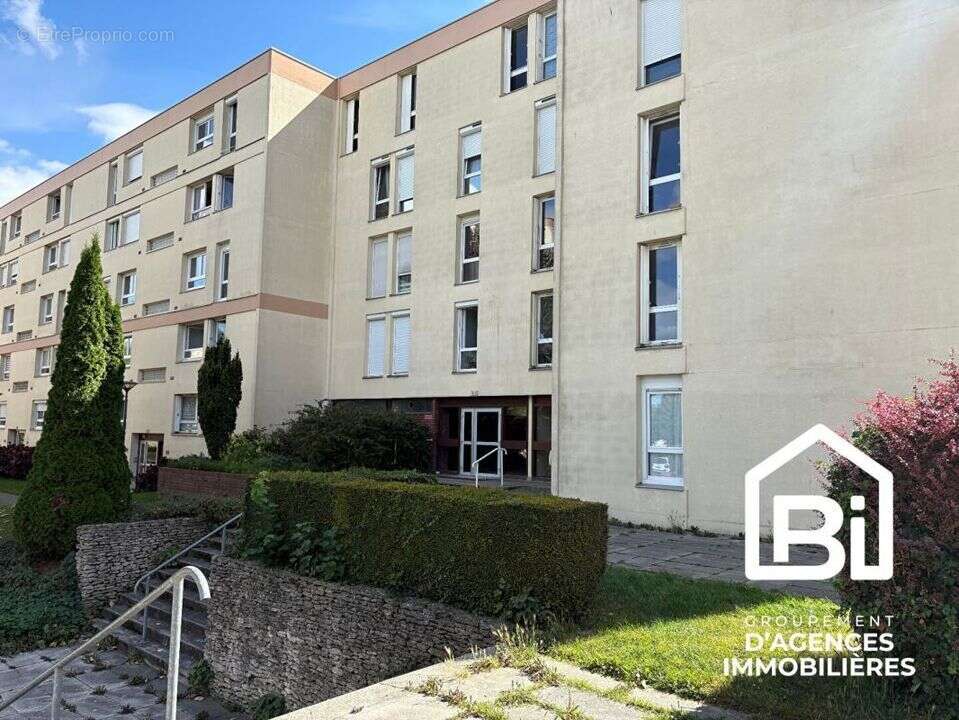 Appartement à HEROUVILLE-SAINT-CLAIR
