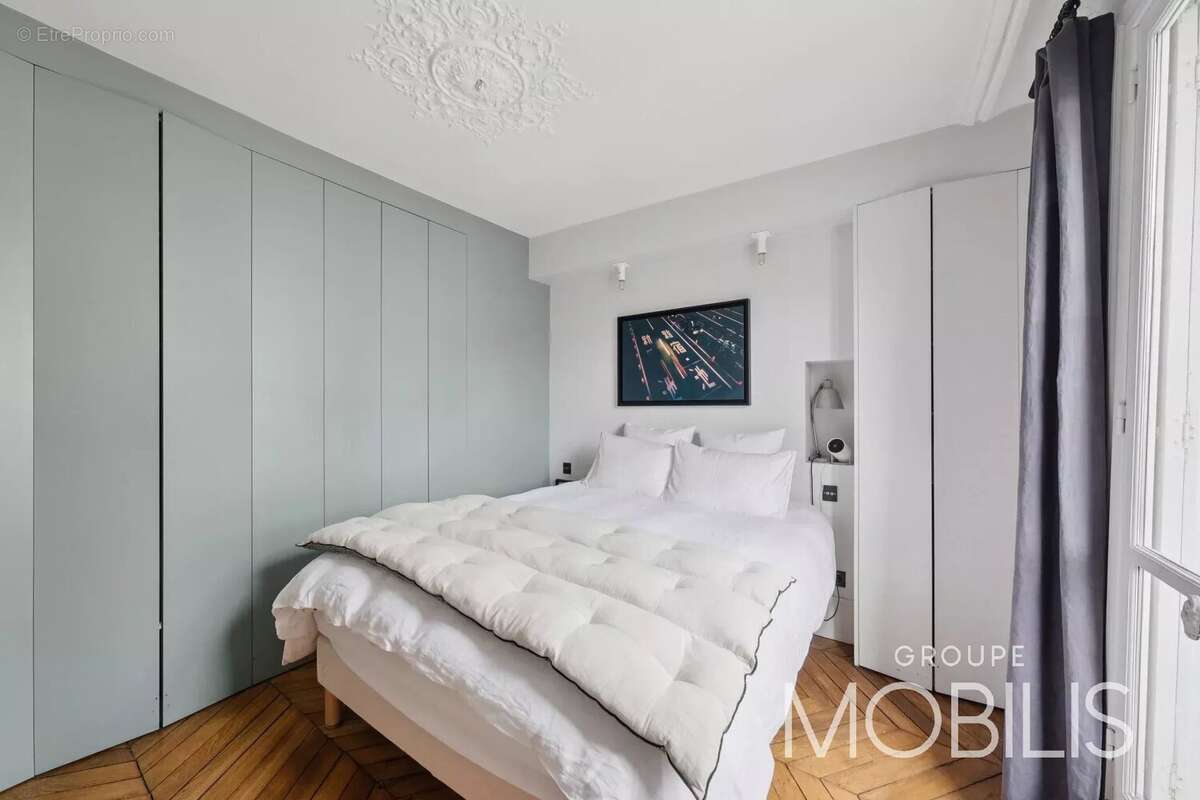 Appartement à PARIS-18E