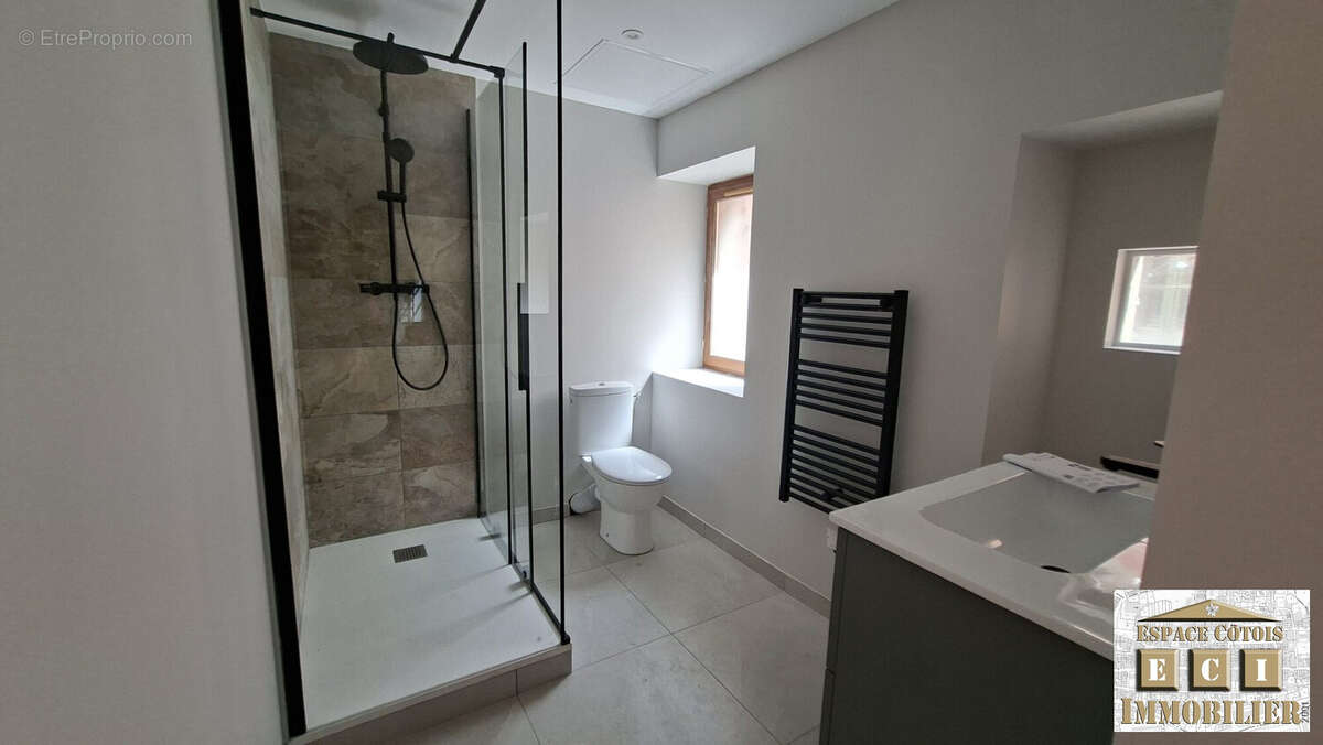 Appartement à LA COTE-SAINT-ANDRE