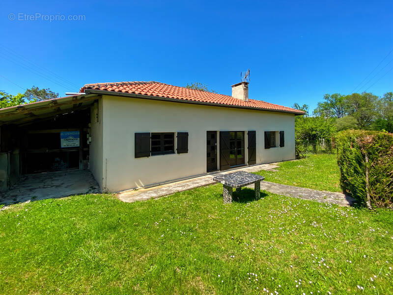 Maison à MAGNAN