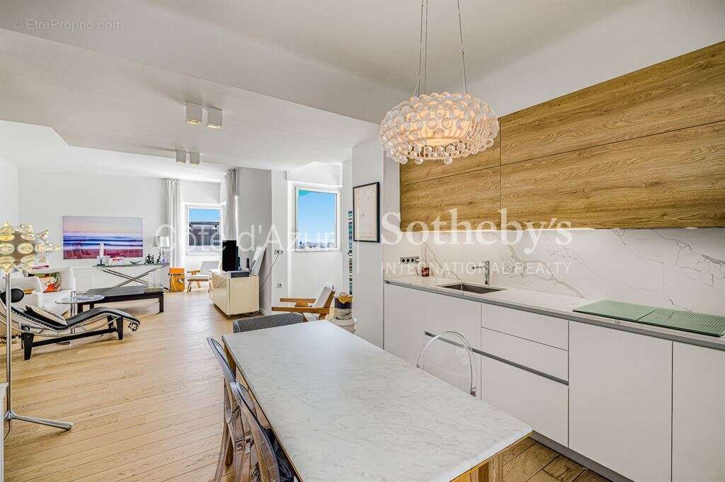Penthouse duplex avec terrasse de 69 m² et vue mer panoramique à Cannes Montfleury - photo 8
