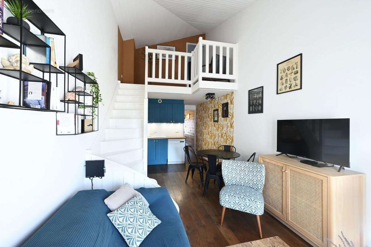 Appartement à SAINT-MARTIN-DE-RE