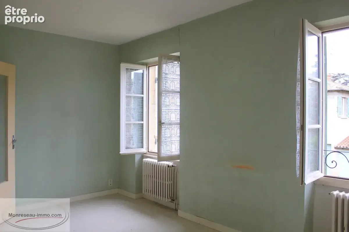Ensemble Immobilier : 1T1 + 1T2 + 1T3 + local + garages + greniers - photo 14