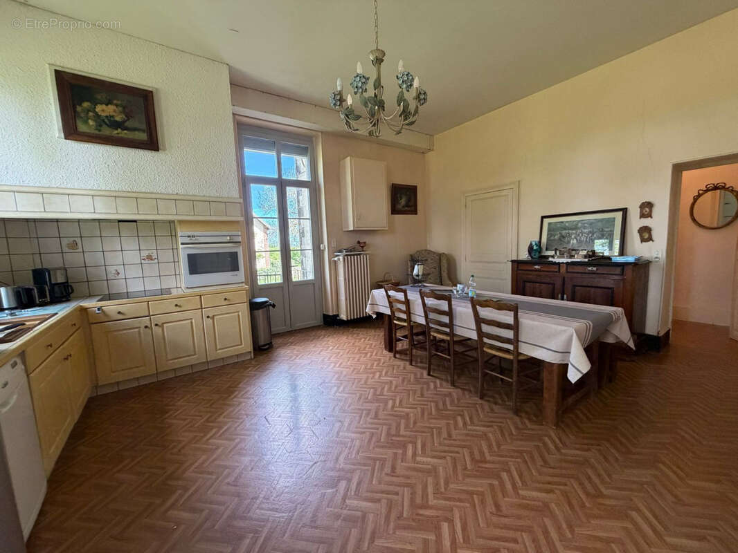 Maison à CESSET