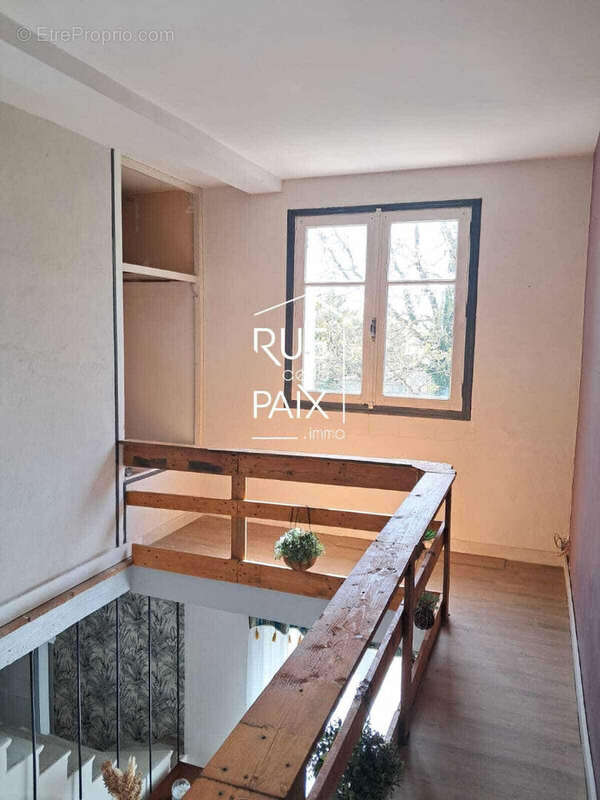 Maison à THURE