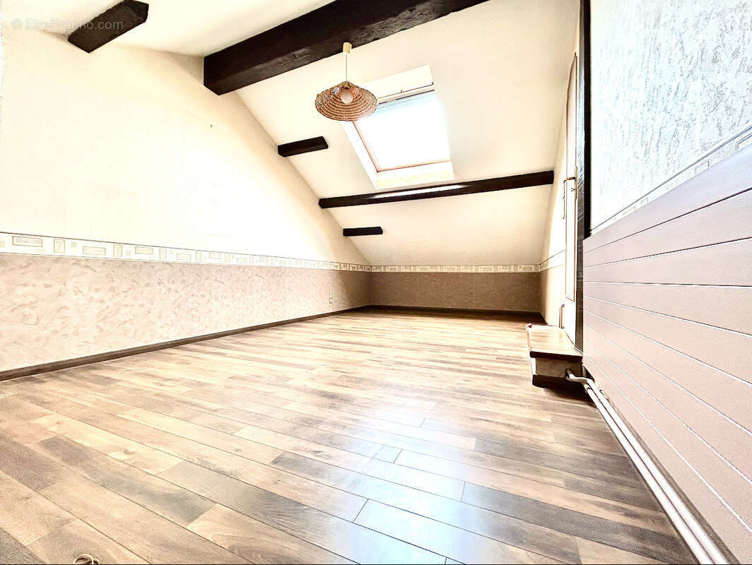 Maison à LYON-8E