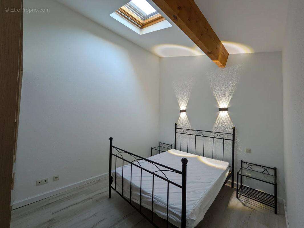 Appartement à LEZIGNAN-CORBIERES