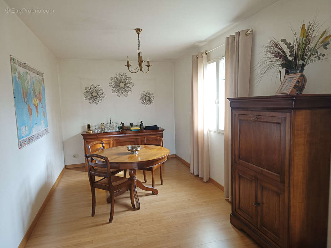 Maison à LE PEAGE-DE-ROUSSILLON