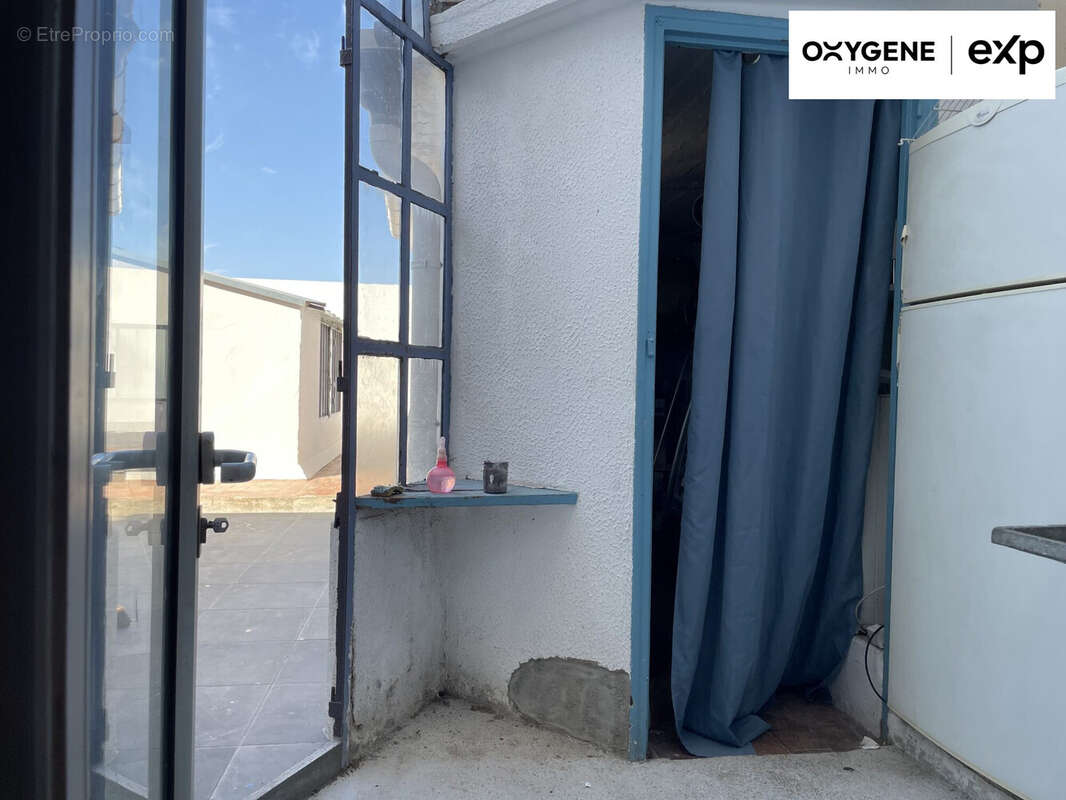 Arrière cuisine et lavoir - Appartement à PERPIGNAN