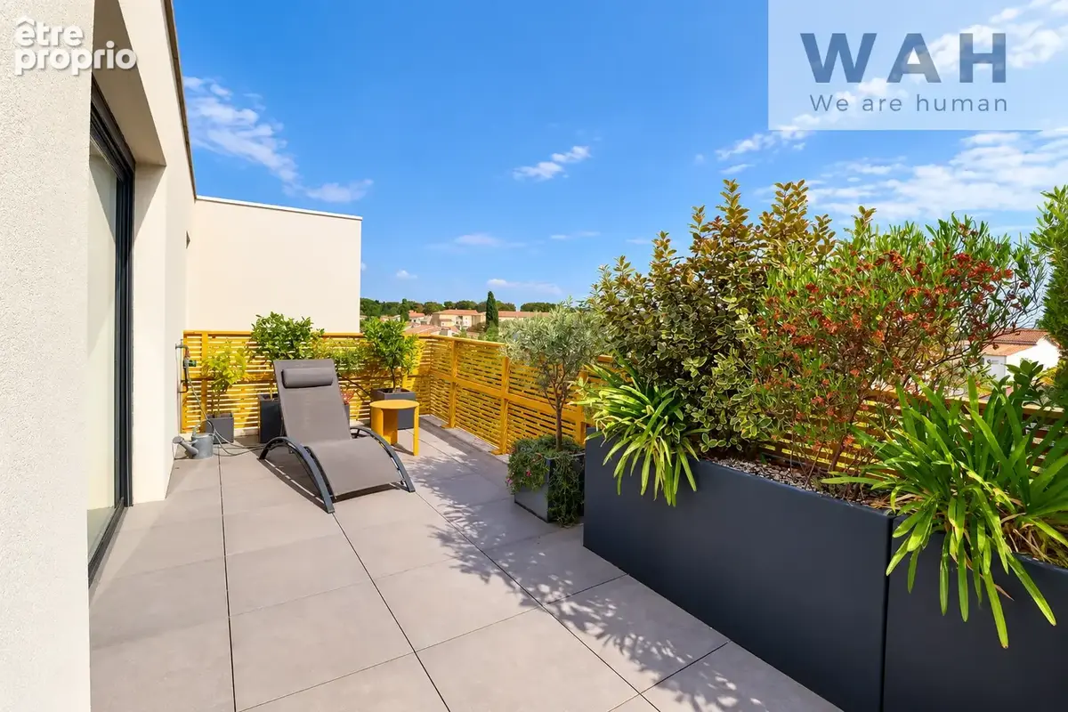 À vendre   mauguio   t5 dernier étage   127 m2   101 m2 de terrasses   double garage - photo 22