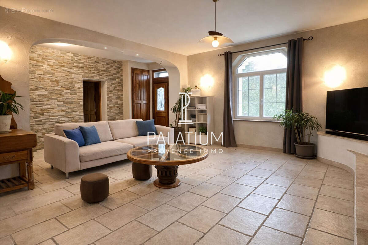 Maison à EYGALIERES