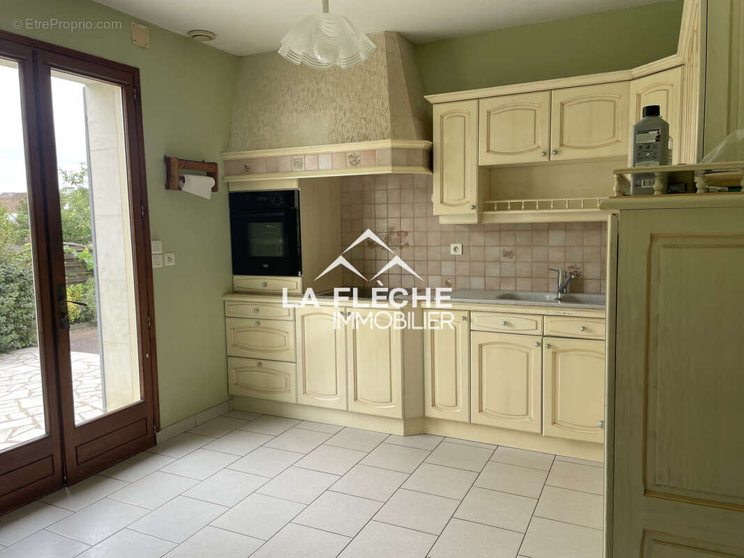 Maison au cœur du village - photo 4