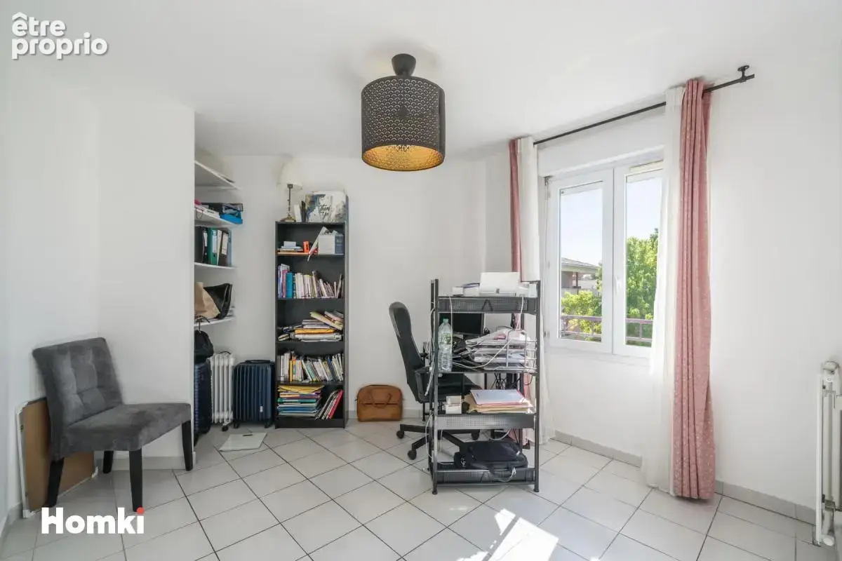 Appartement T4 de 92 m² à Montpellier 34080, Place François Mansart - photo 12