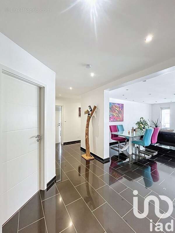 Appartement 107 m² à Oeting  - photo 2