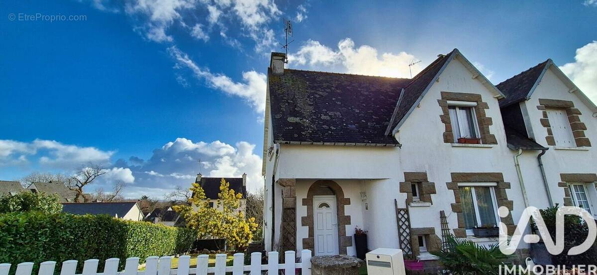 Photo 1 - Maison à CARHAIX-PLOUGUER