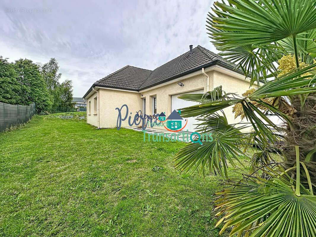 Maison à GRUCHET-LE-VALASSE