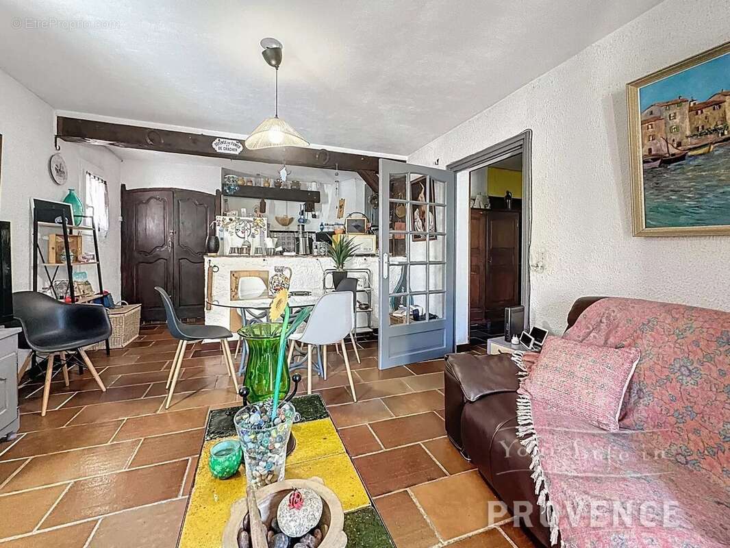 Villa provençale avec vue panoramique à pieds du village - photo 10