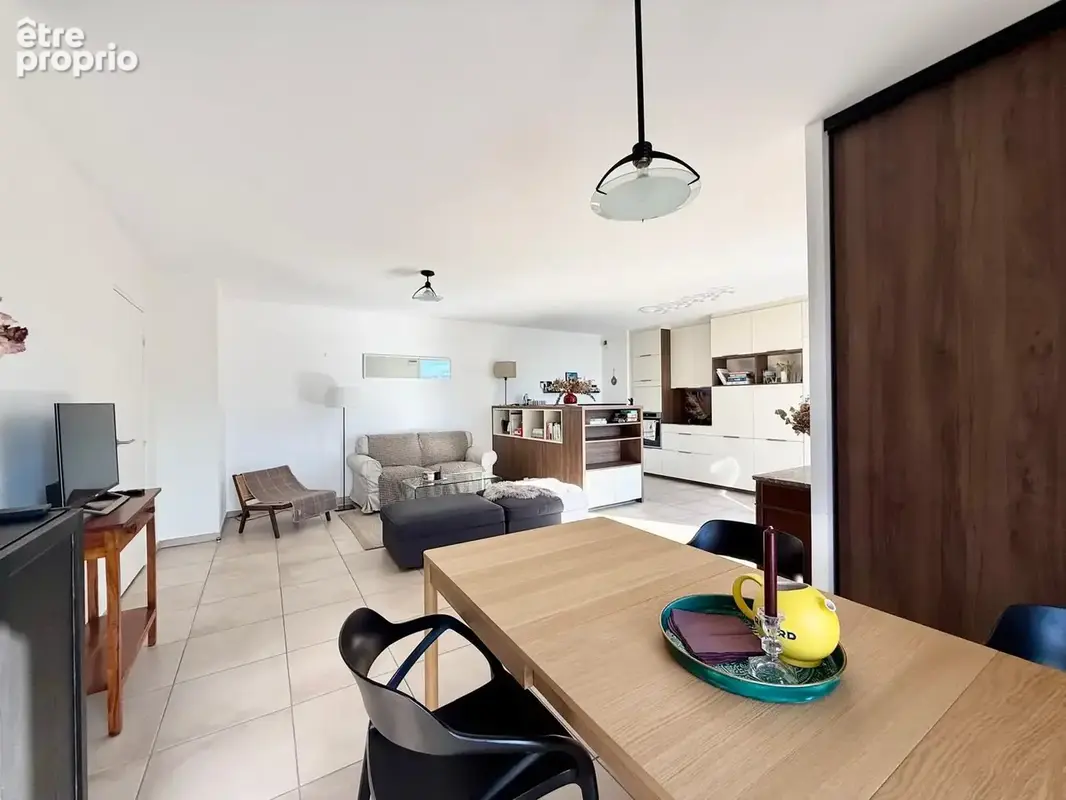 Appartement 4 pièces 79 m² à vendre à Annecy (74000) - photo 2