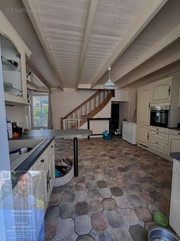 Maison à vendre 5 pièces  (79) - photo 3