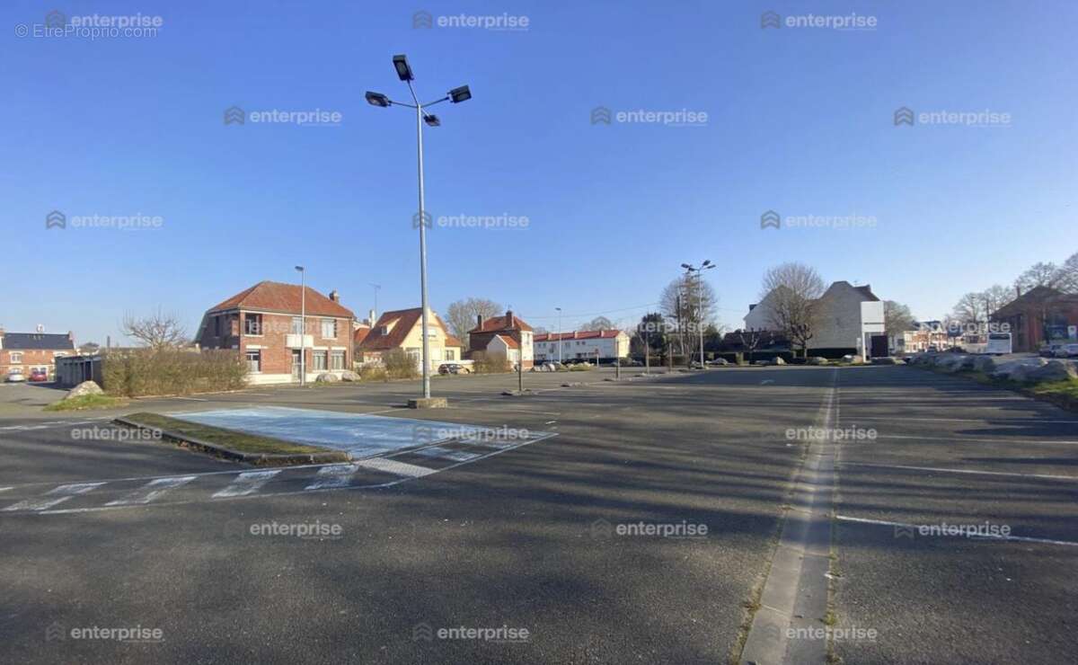 À vendre - bâtiment à usage commercial en excellent état - 1624 m2 - péronne - photo 9