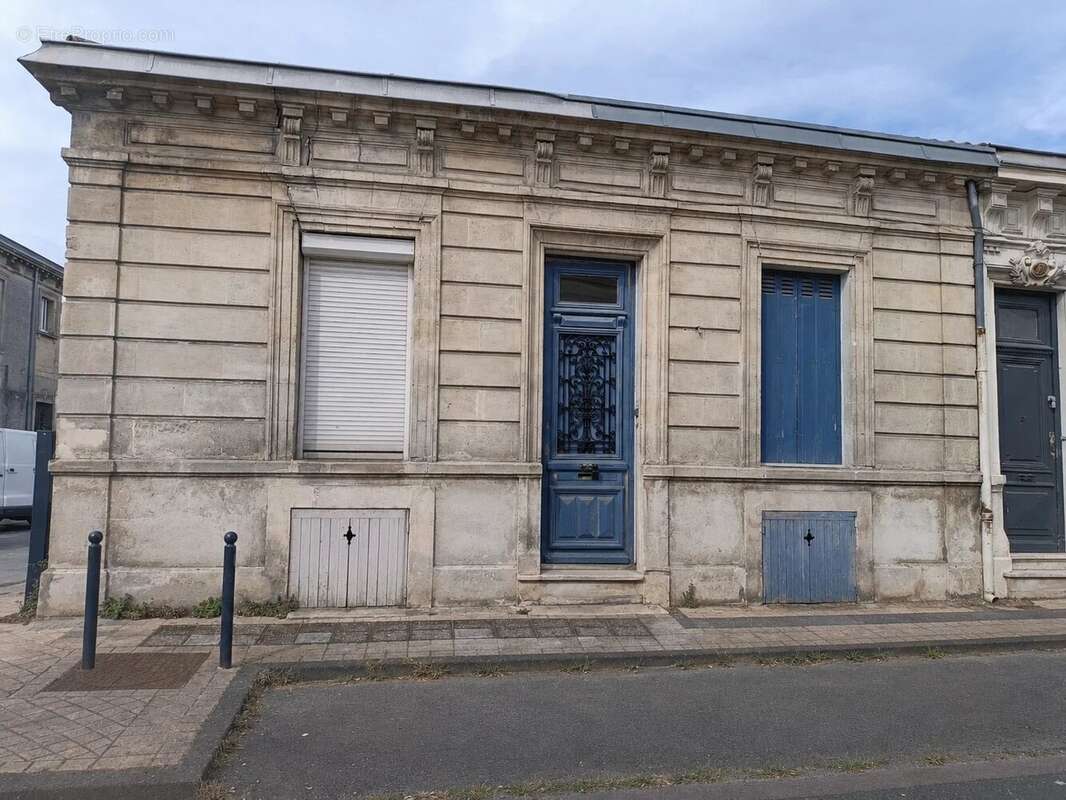 T2 bis duplex de 56 m2 Bordeaux Chaban Delmas - photo 7