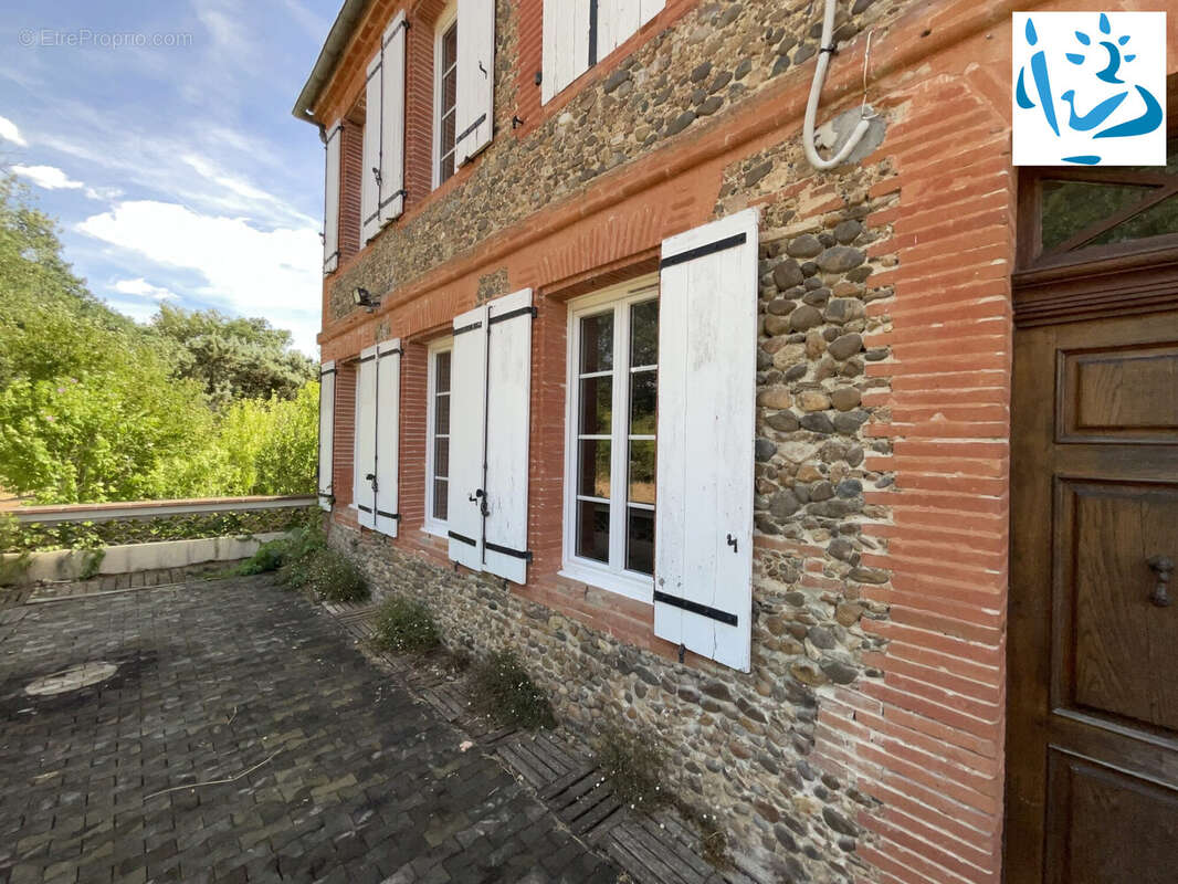 Maison à SAINT-ARROUMEX