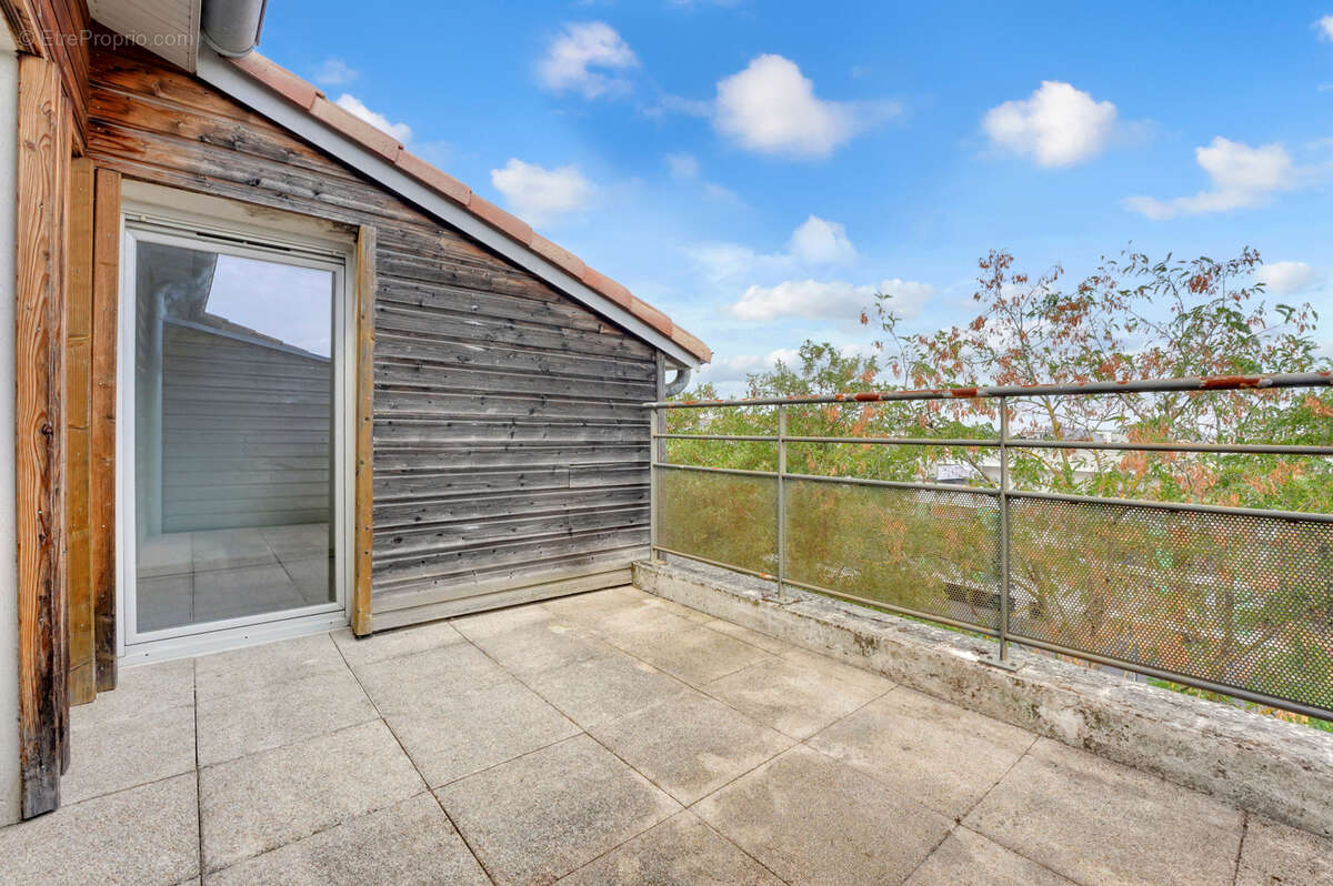 En exclusivité ! Appartement T4 duplex de 86 m2 au dernier étage   Secteur Trois Cocus - photo 8