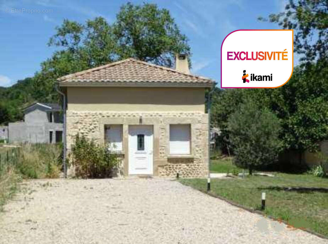 Maison à SAINT-LATTIER