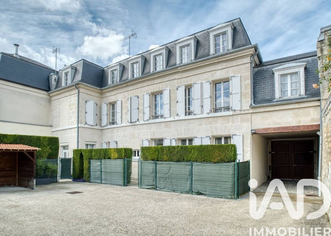 Photo 1 - Maison à COMPIEGNE