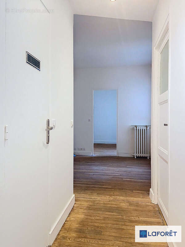 Appartement à AUBERVILLIERS