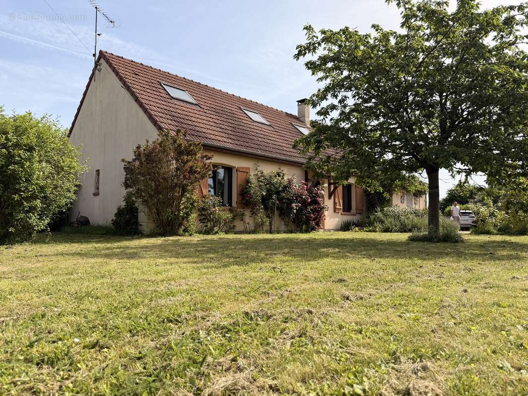Maison à PIERRES